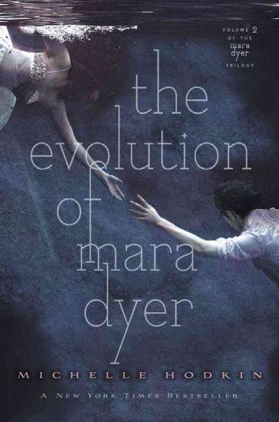 The evolution of Mara Dyer / Michelle Hodkin.